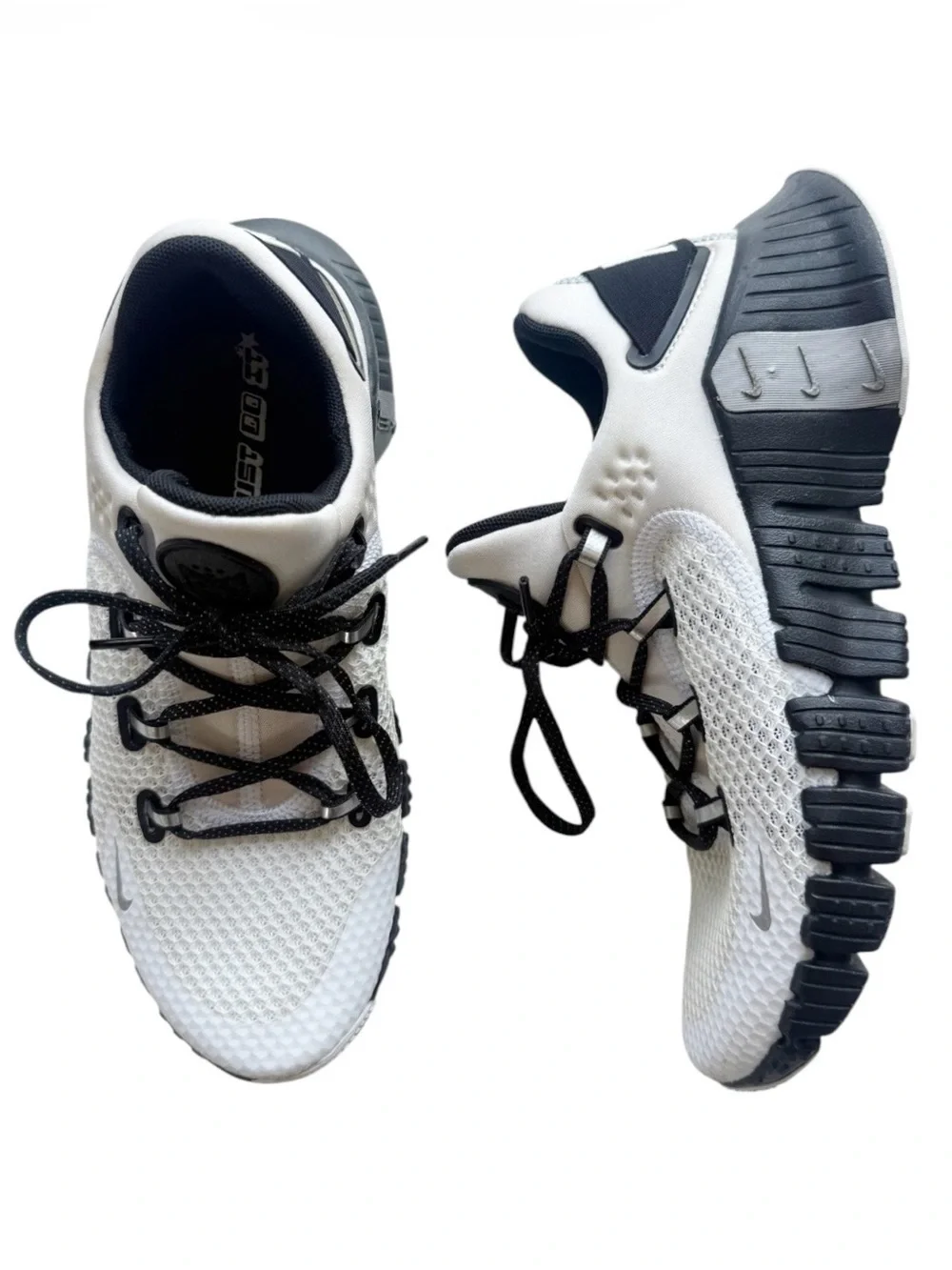 Nike Free Metcon 4 Premium Training Shoes- White Black Silver Size 8
